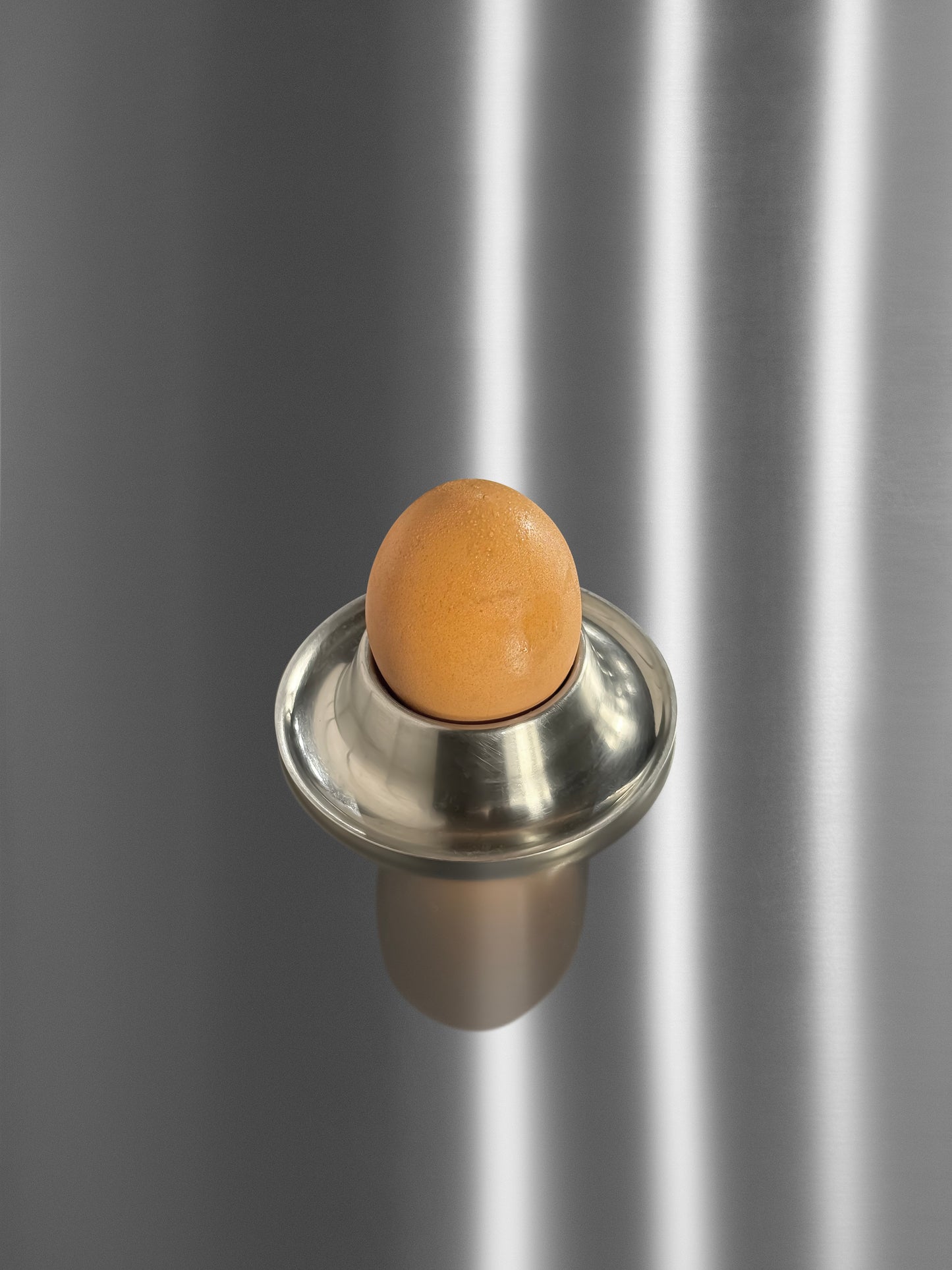 Bullseye egg-cup