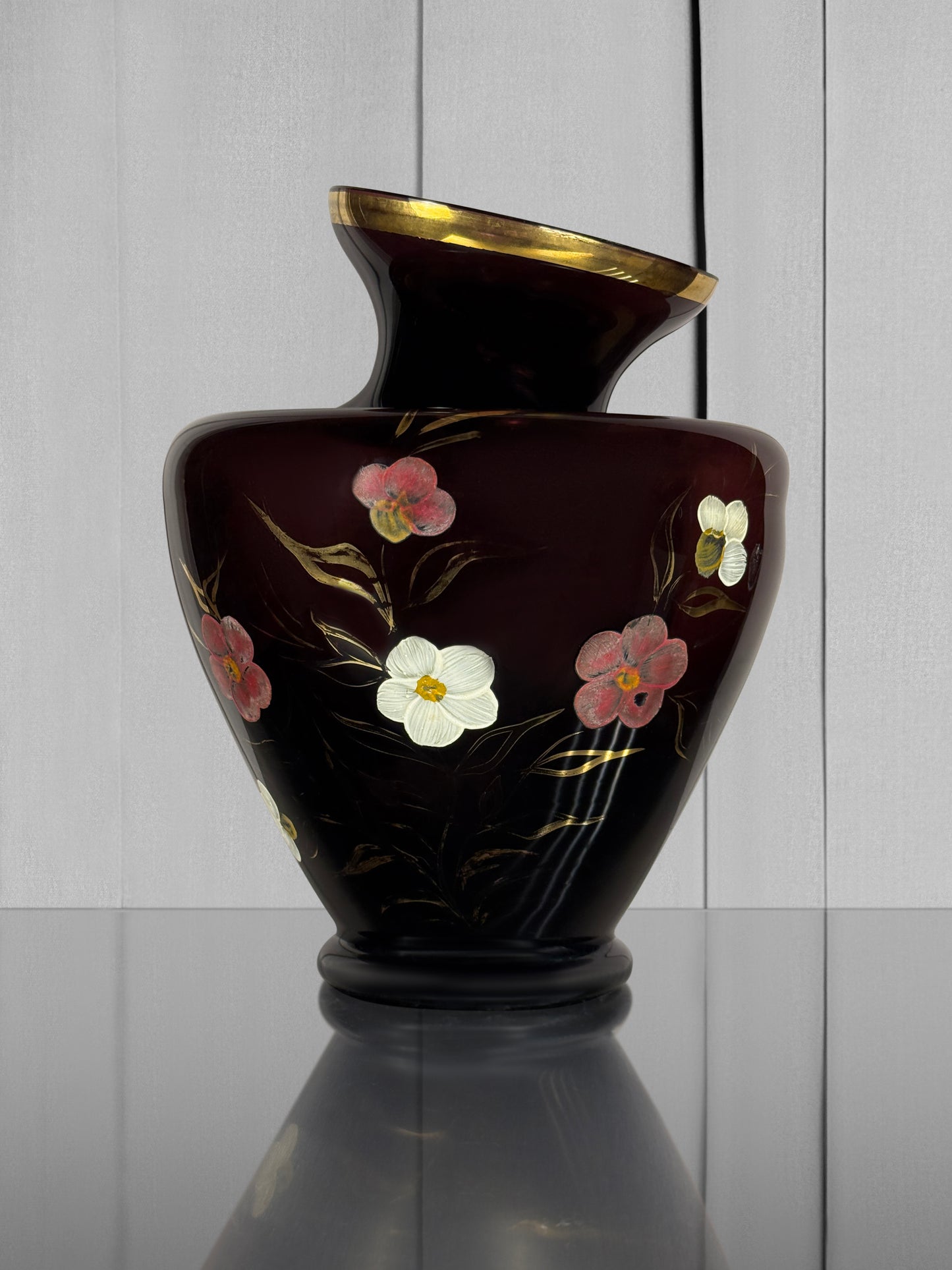 Assymetric Hydria with flowers