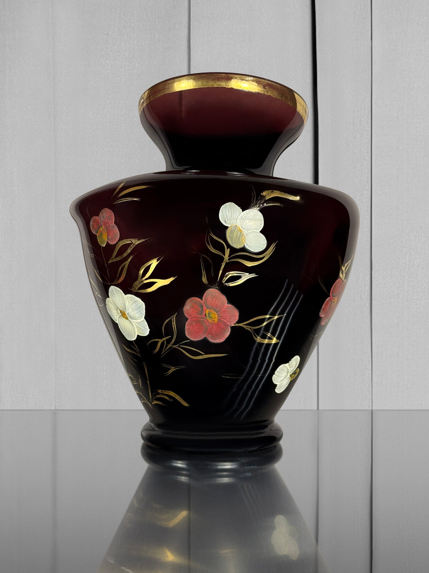 Assymetric Hydria with flowers
