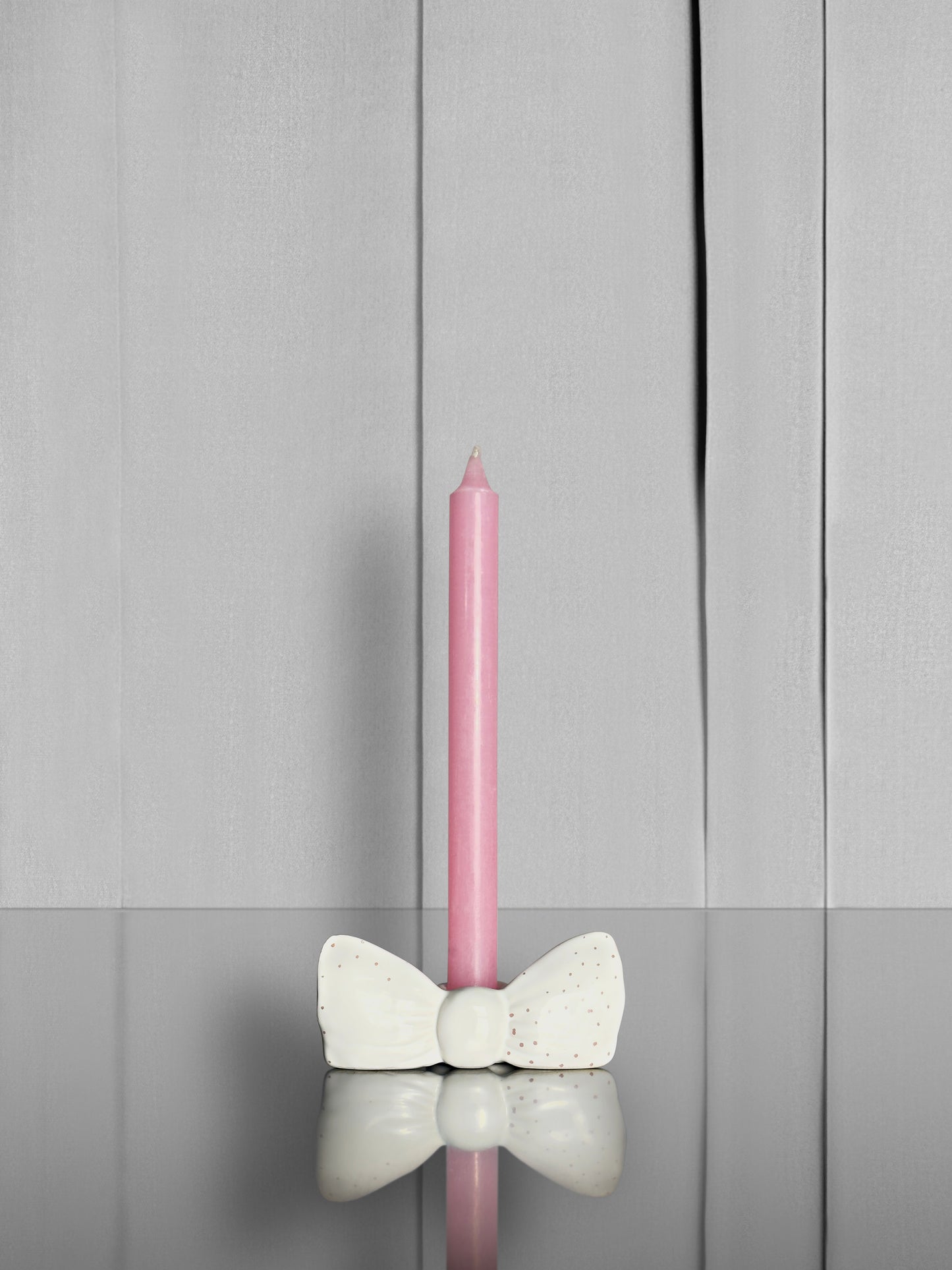 White ceramic Bow