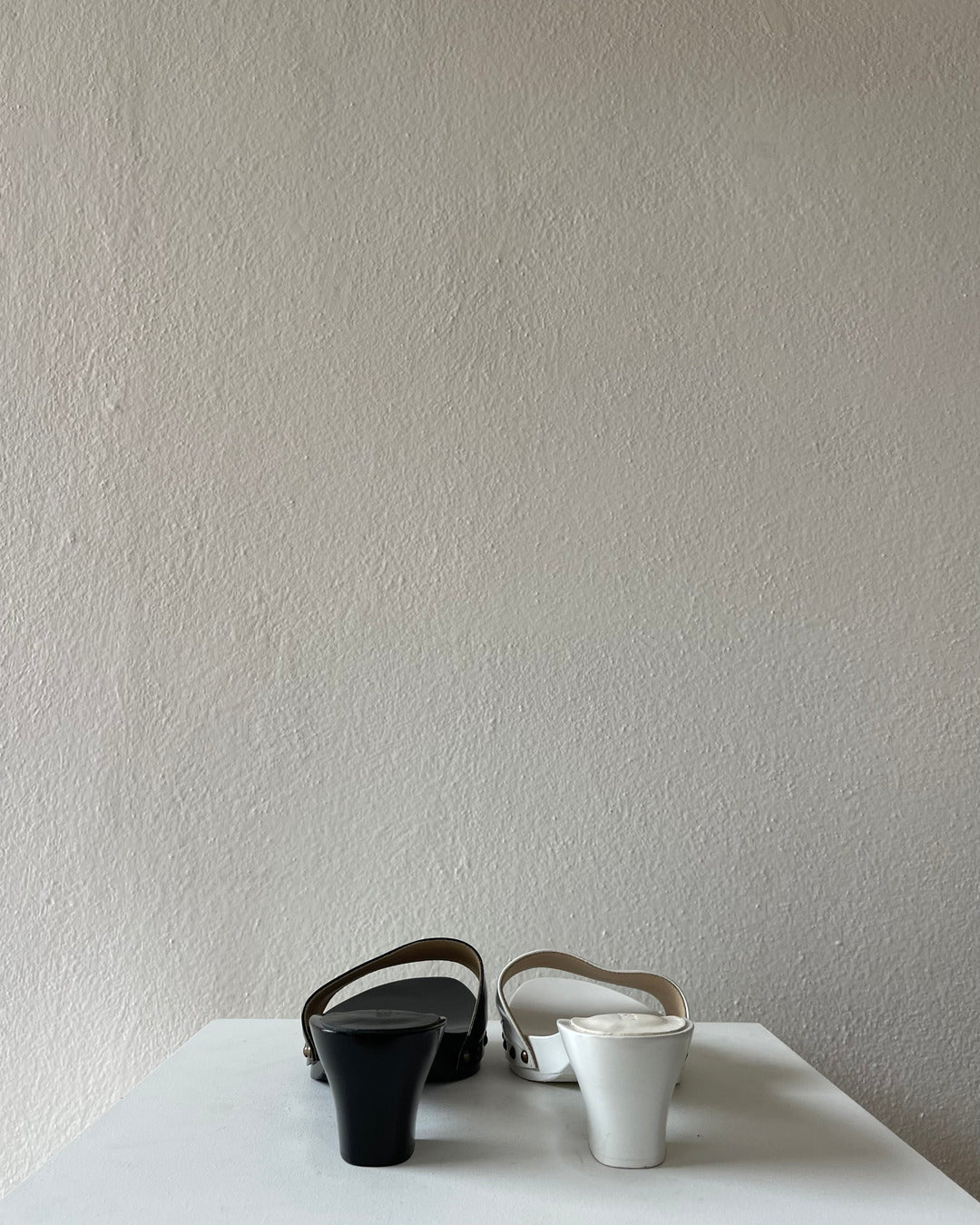 Yin Yang Clogs- 37