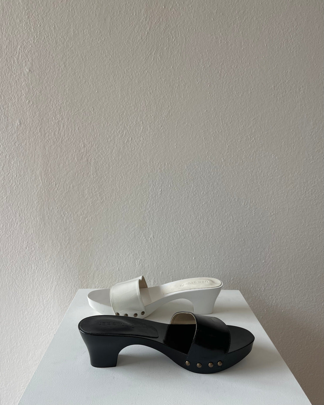 Yin Yang Clogs- 37