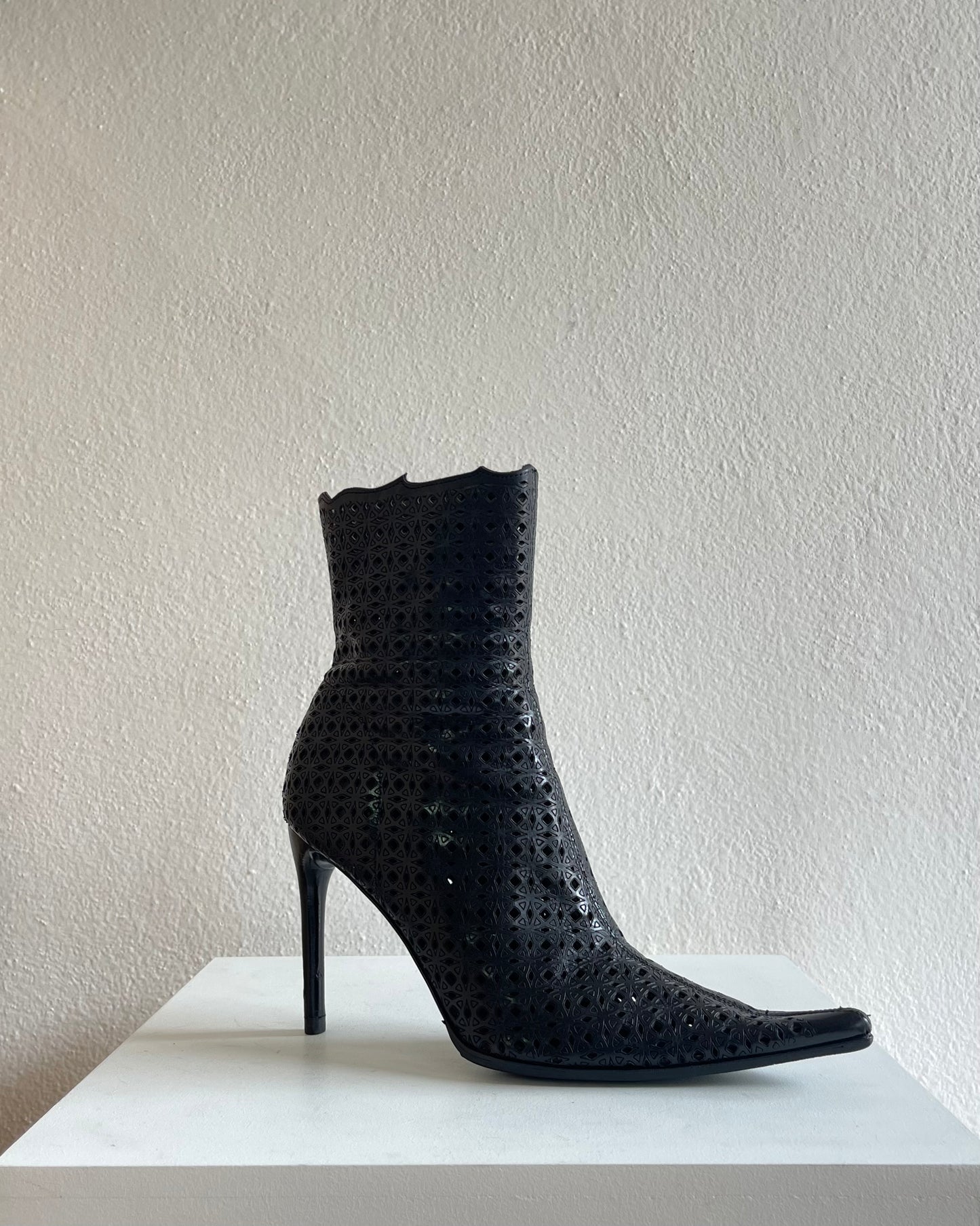 Ankle "traforato" boots - 38,5