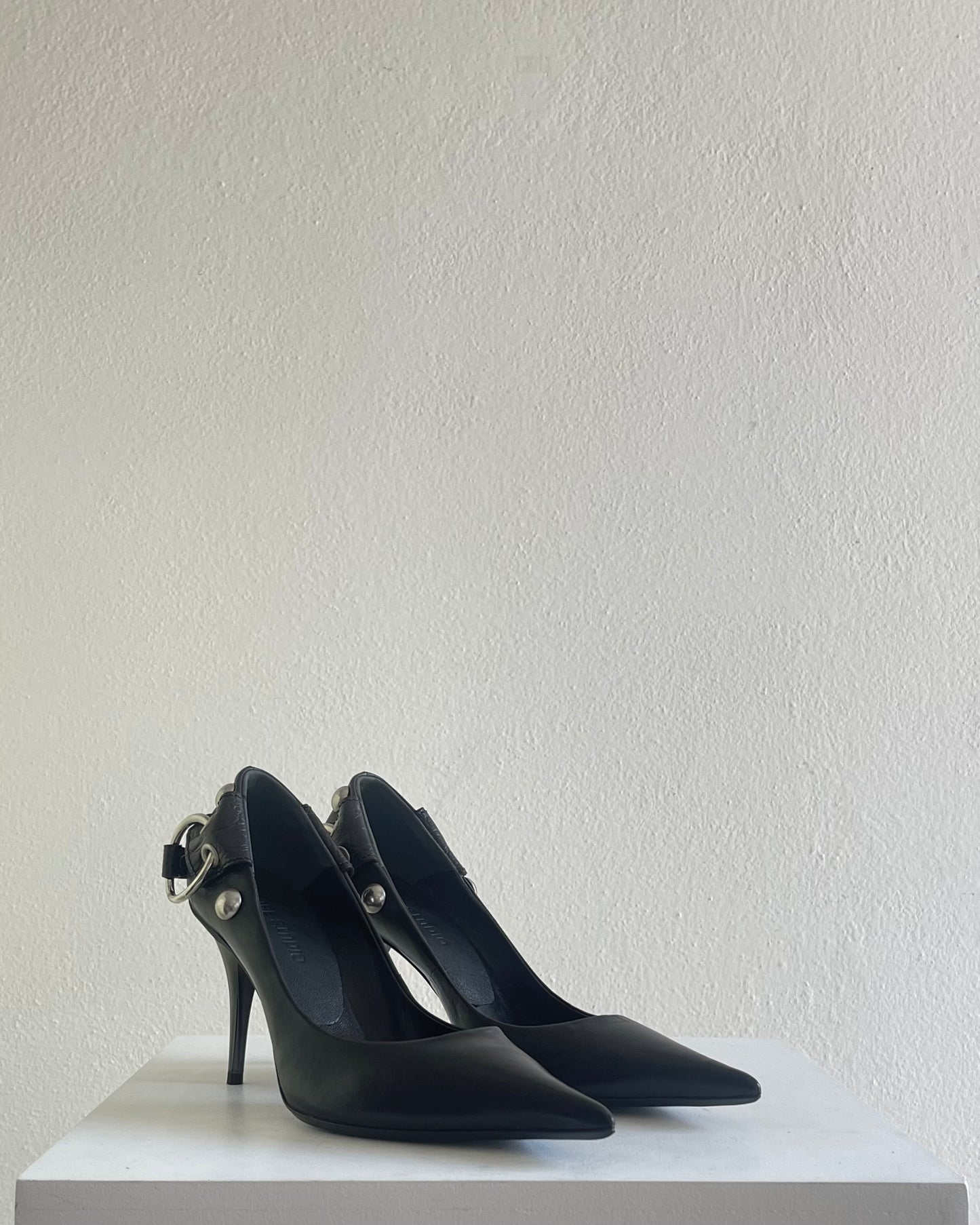 Piercing shoes high heels - 37