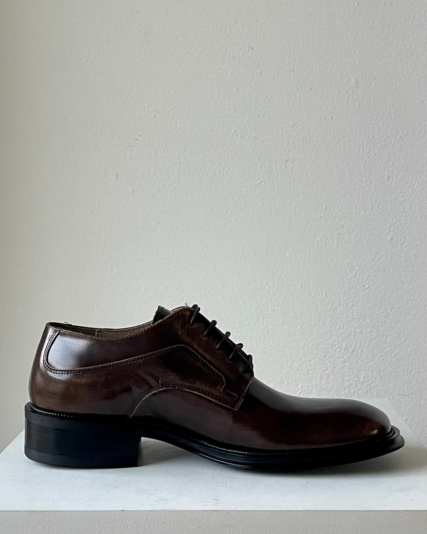 Boy brown shoes