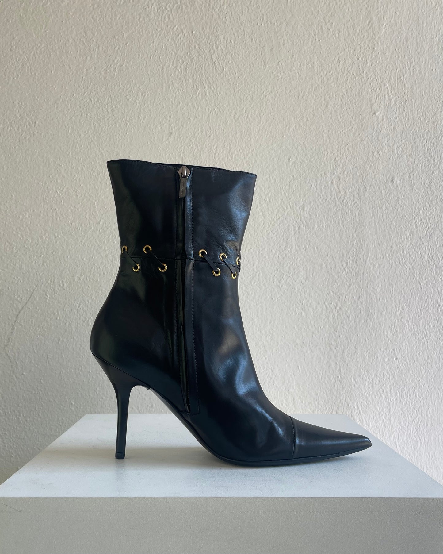 Ankle gold stud black boots - 38