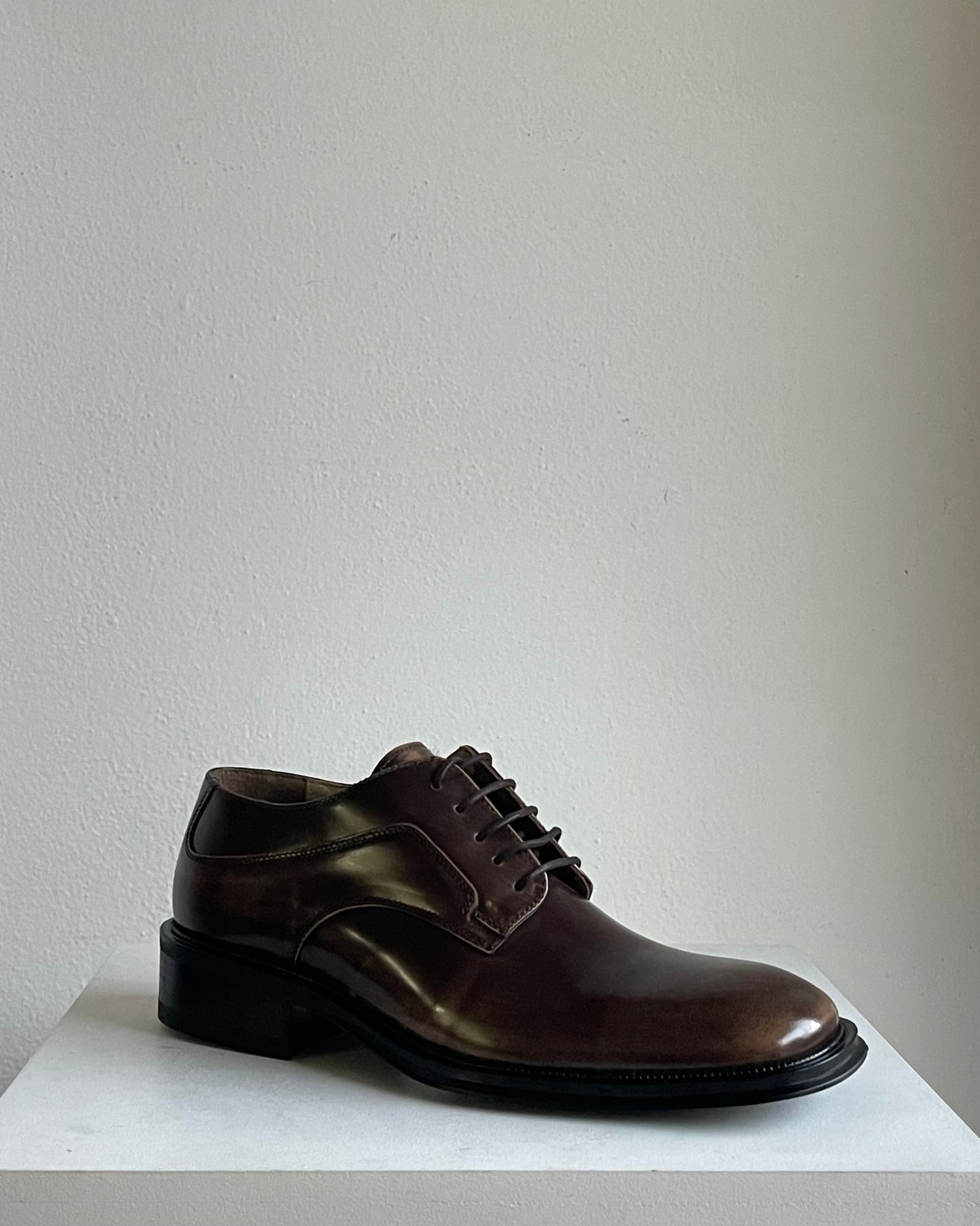 Boy brown shoes