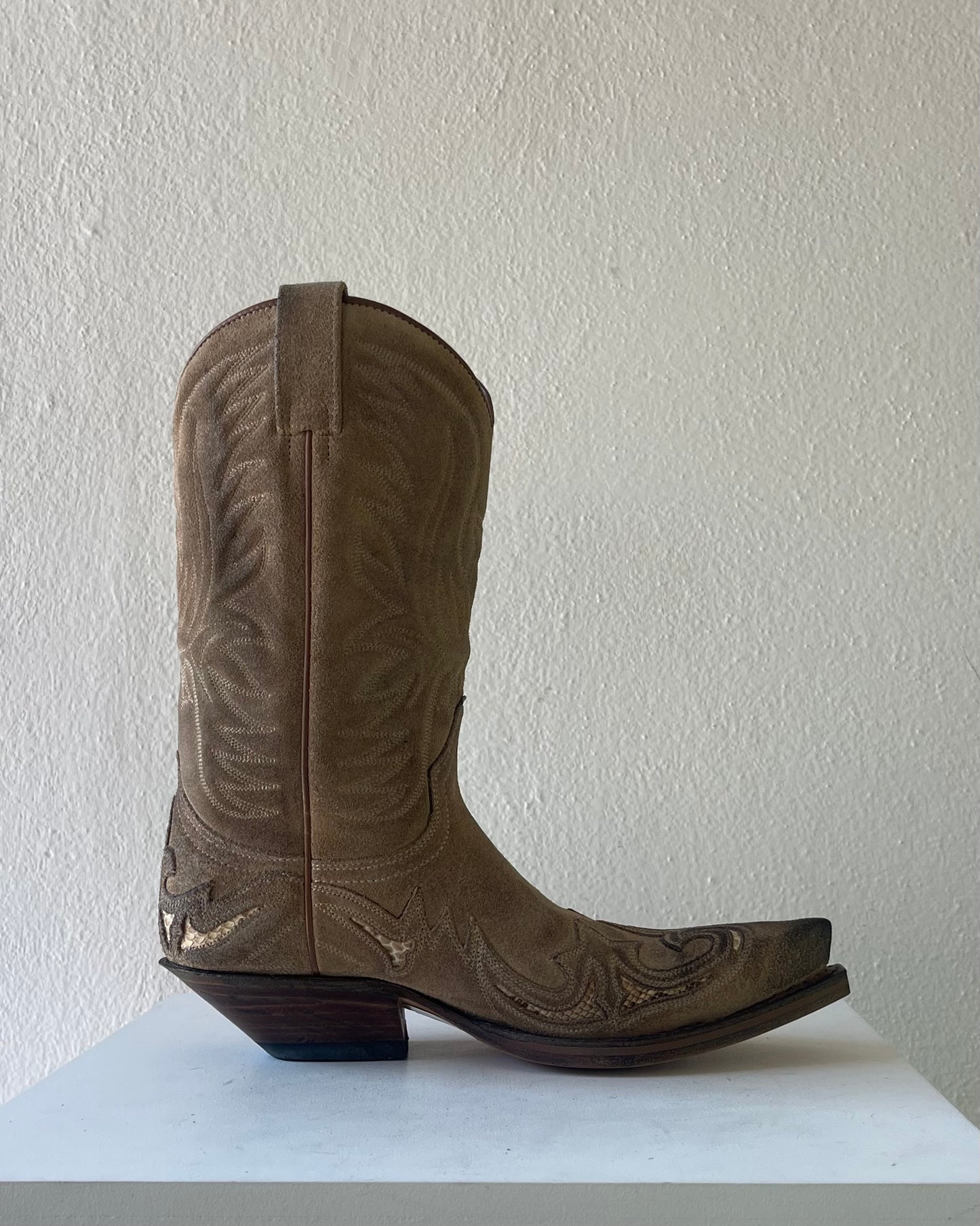 Sendra piton beige boots