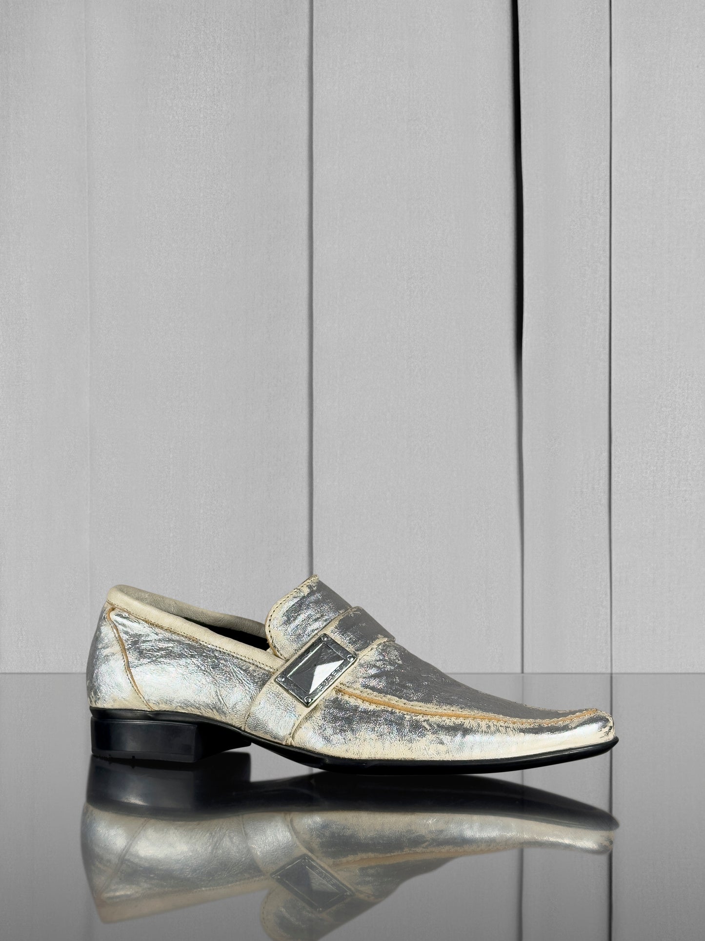 Pointed Loafer – Brushed Silver