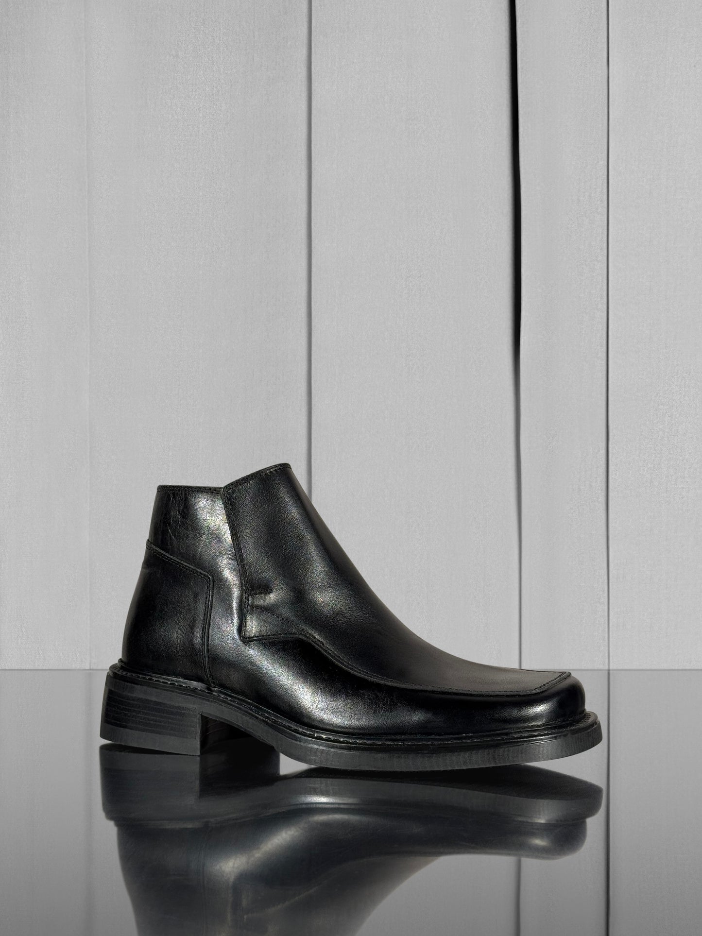 Loafer Boots with Zip