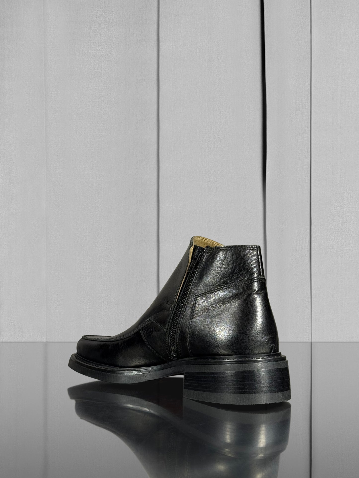 Loafer Boots with Zip